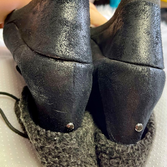 Simply Vera VERAWANG wedge black fur boots Sz 9😎 - Picture 9 of 9